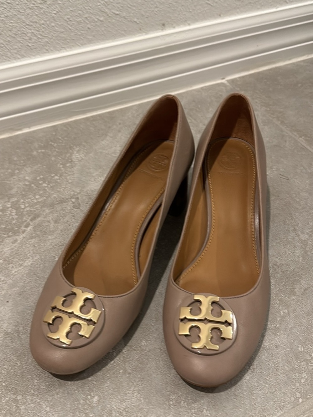 Tory Burch Taupe Leather Heels with Gold Logo Medallion
